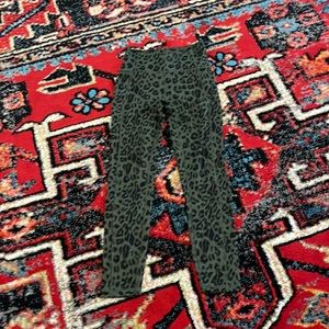 Army green cheetah print leggings